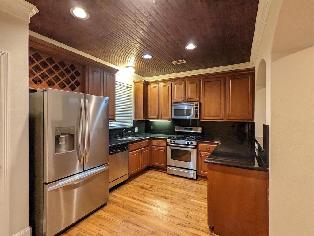 5130 Scotland Street - Photo 9