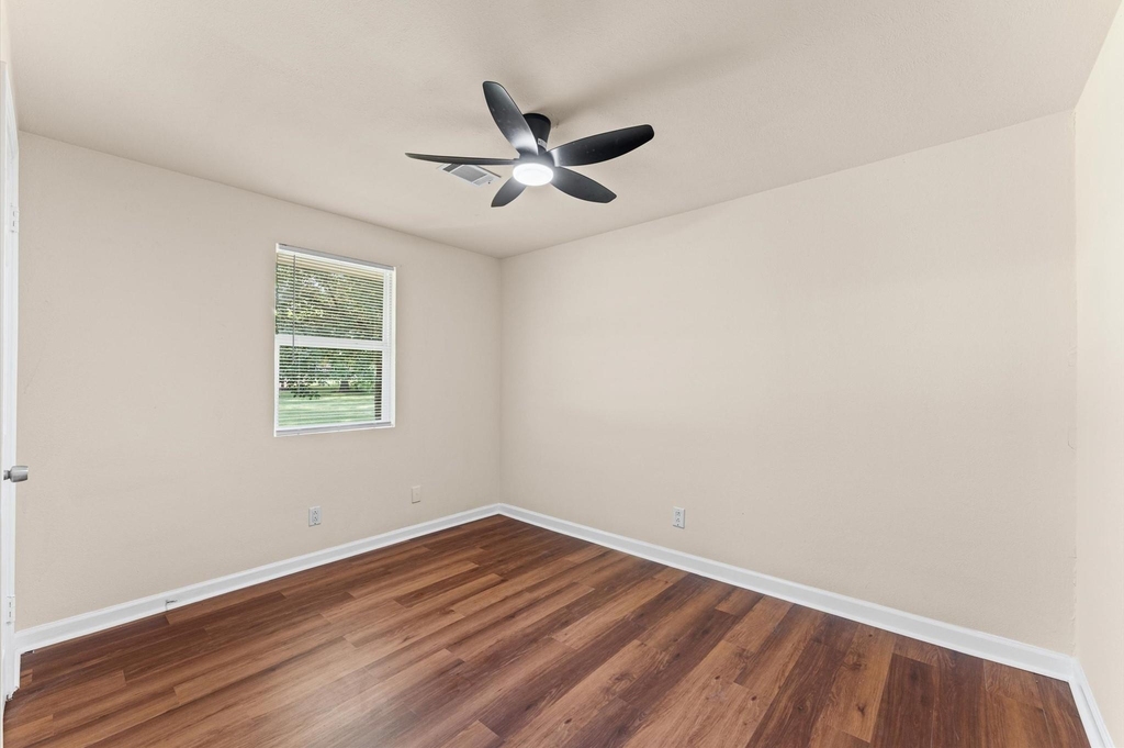 1505 Gladiola Avenue - Photo 17