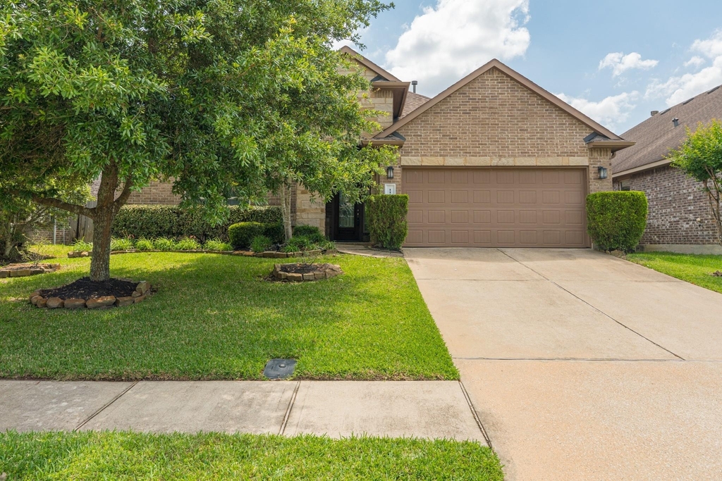 111 Pheasant Run Drive - Photo 2