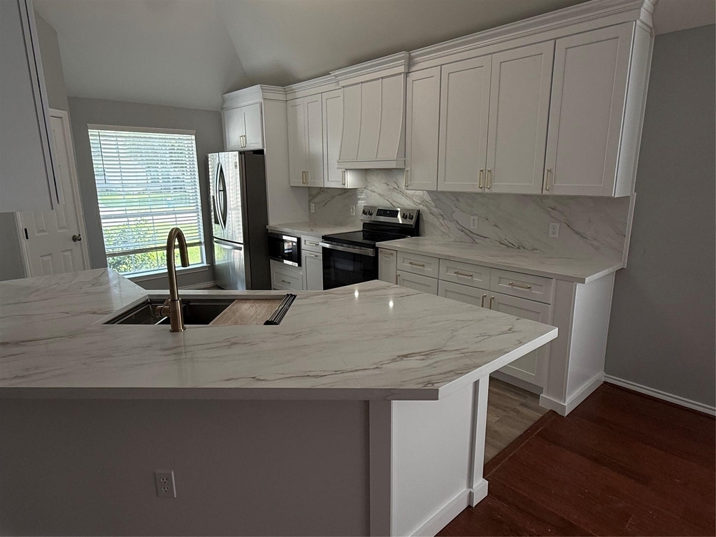 11831 Rainbow Bridge Lane - Photo 9
