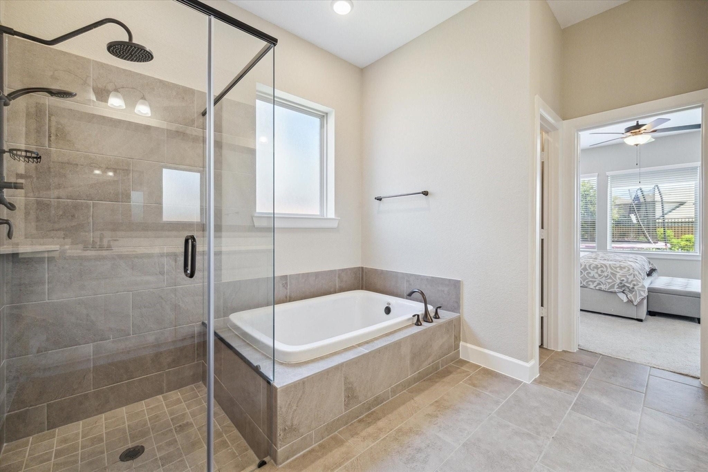 11718 Lost Maples Springs Drive - Photo 24