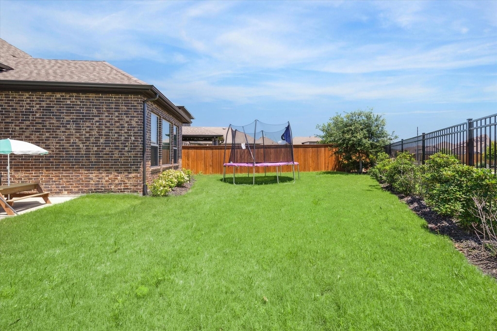 11718 Lost Maples Springs Drive - Photo 35