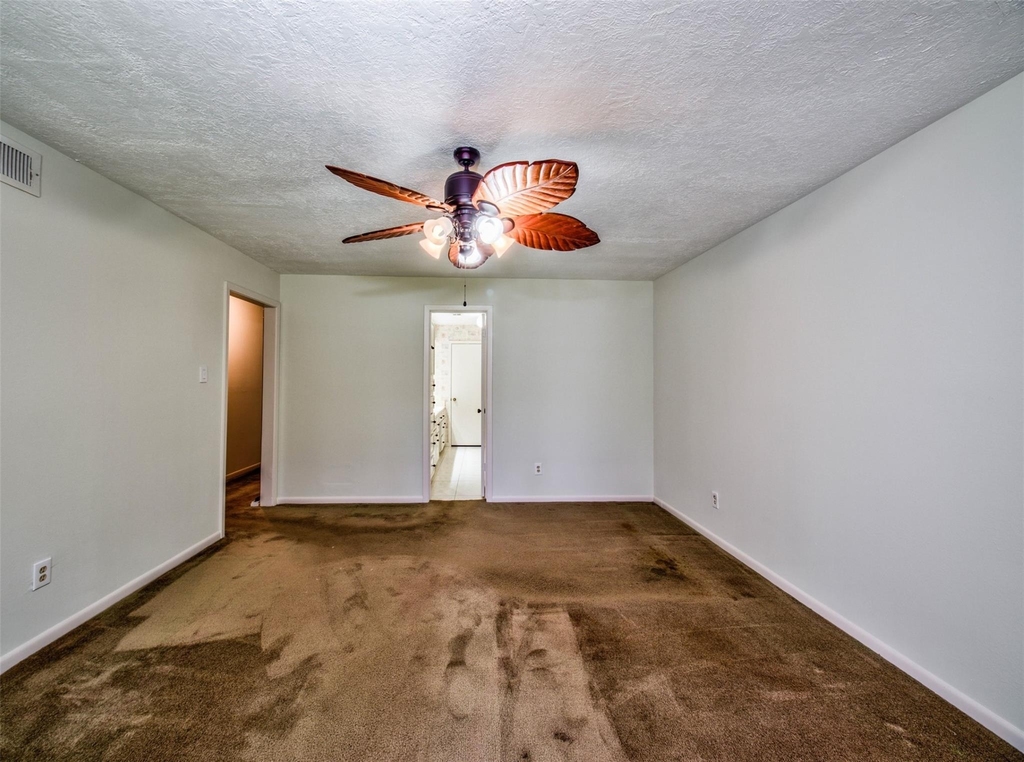8022 La Brea Drive - Photo 27