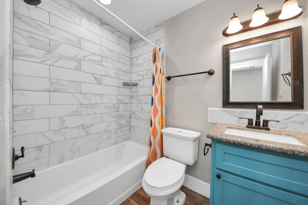 1322 E 36th Street - Photo 36