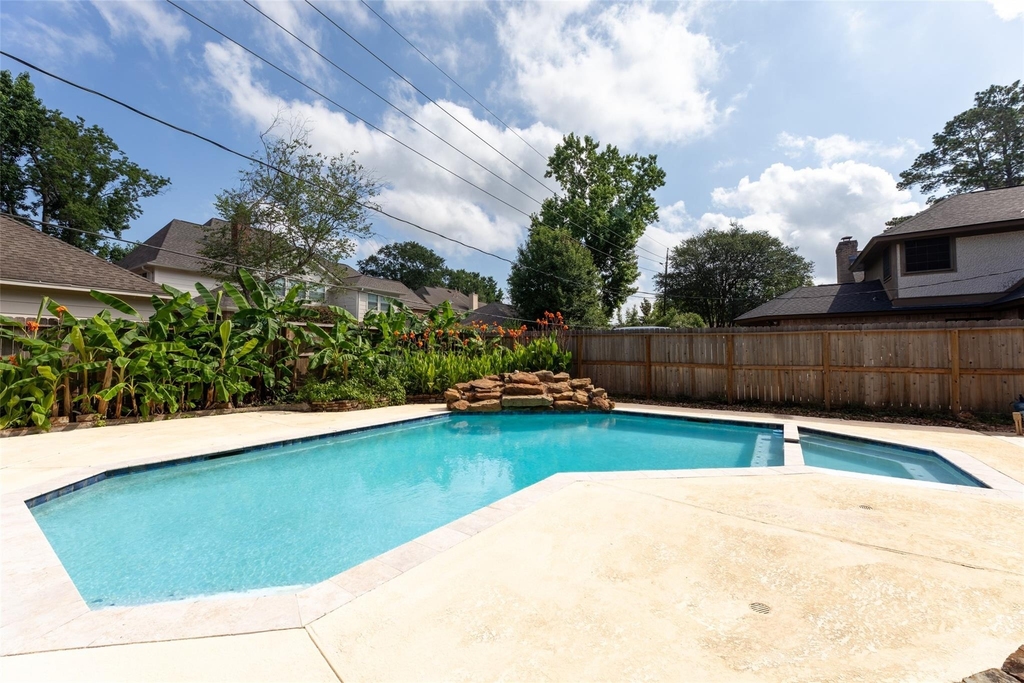 9714 Godstone Lane - Photo 2