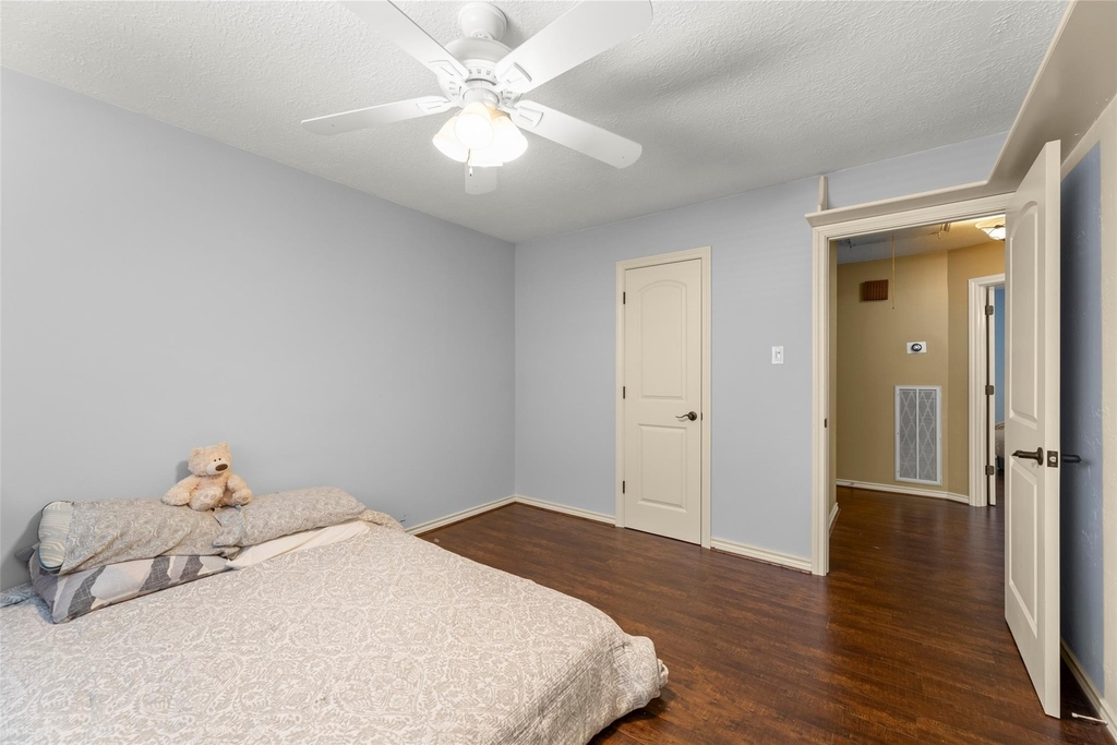 9714 Godstone Lane - Photo 36