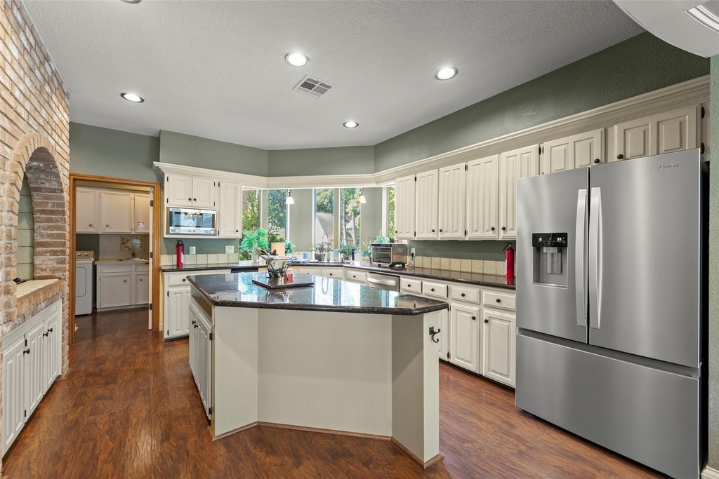 9714 Godstone Lane - Photo 7