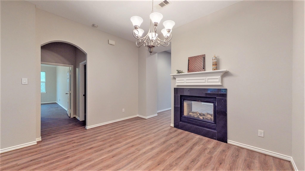 1214 Sand Pines - Photo 15