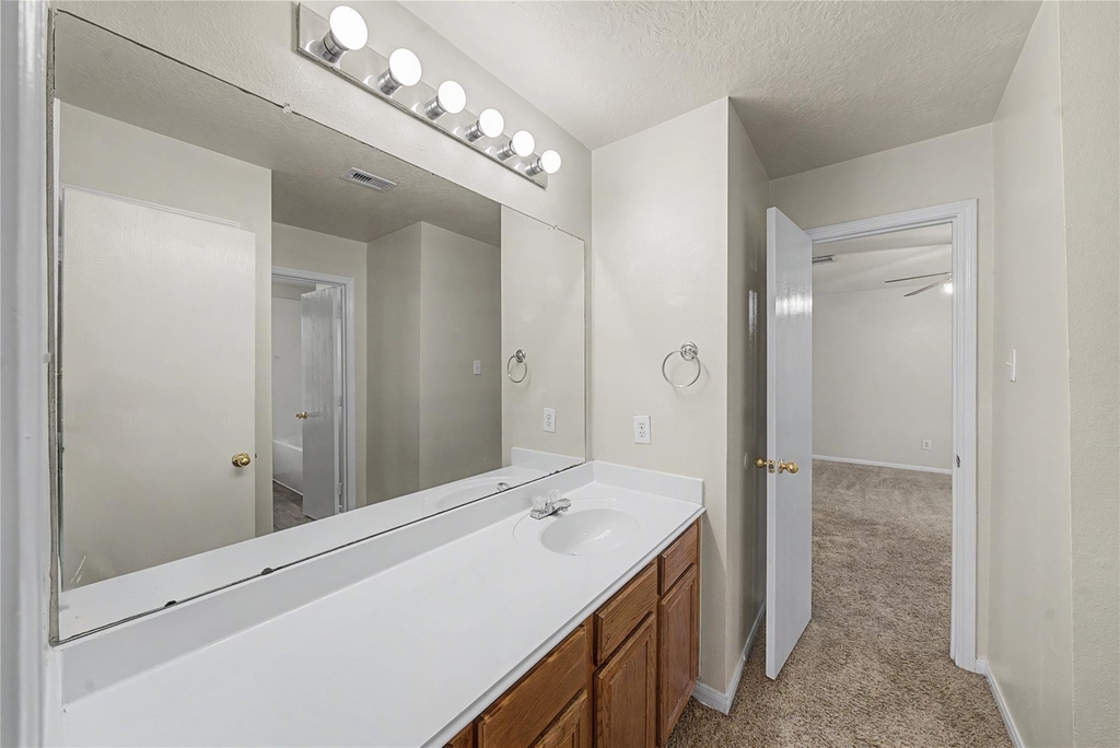 1111 Auburn View Lane - Photo 20