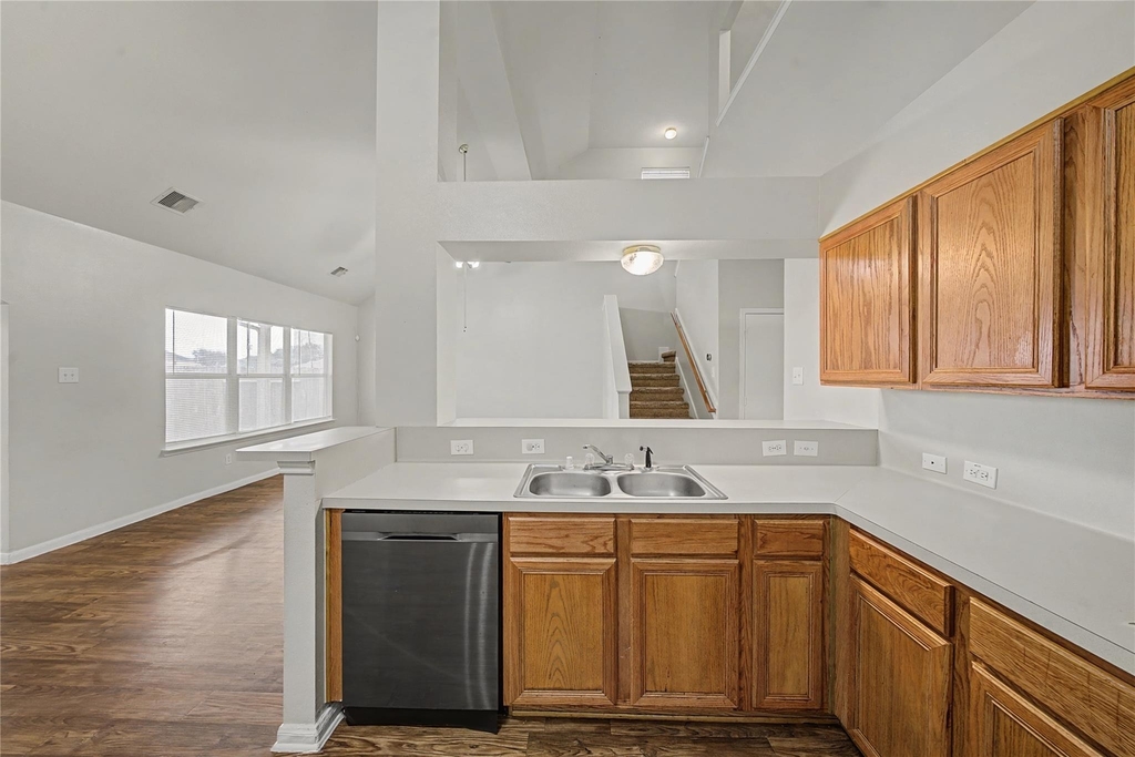 1111 Auburn View Lane - Photo 8