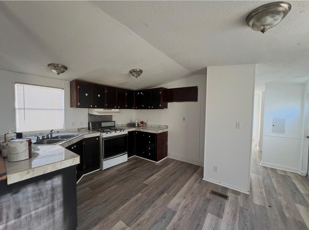 1511 #4 Jones Street - Photo 2