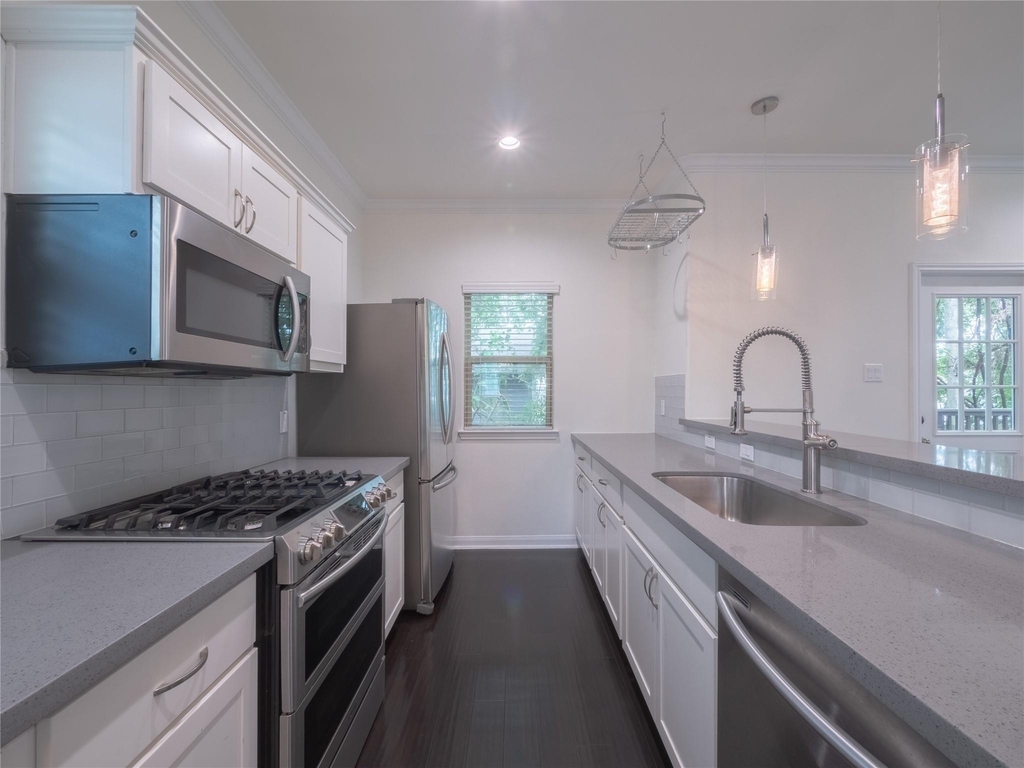 1113 Bunton Street - Photo 1
