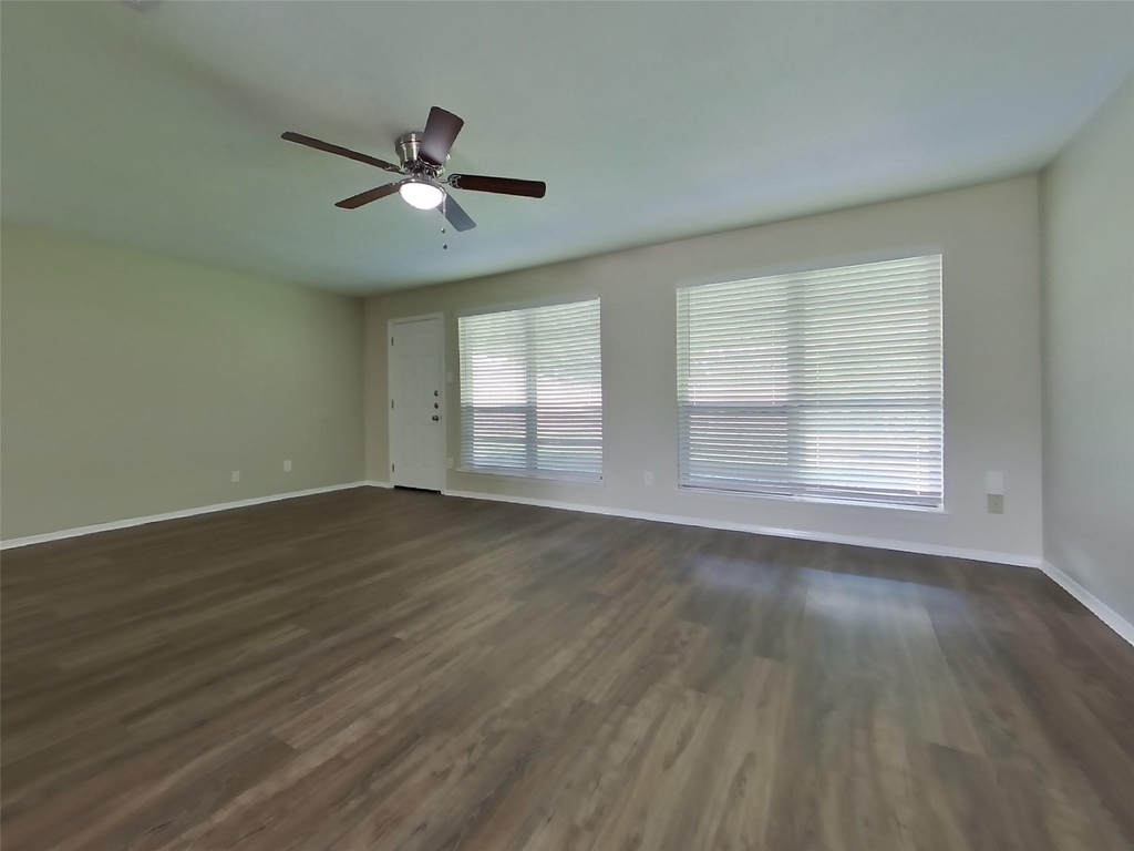 2706 King James Court - Photo 2