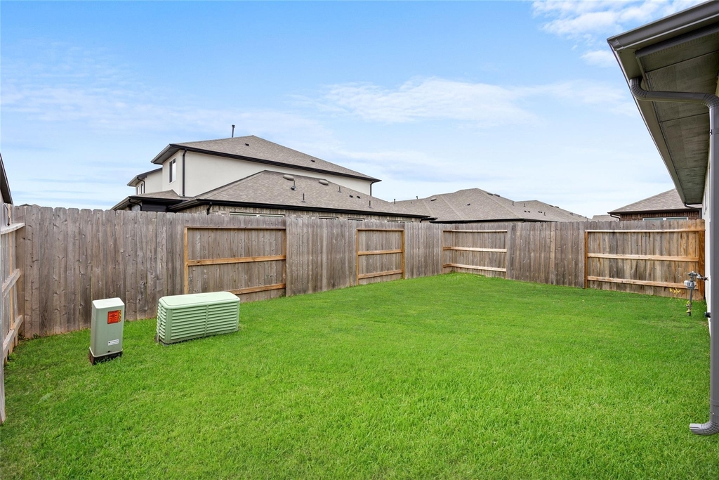 2635 Aruba Bend Drive - Photo 32