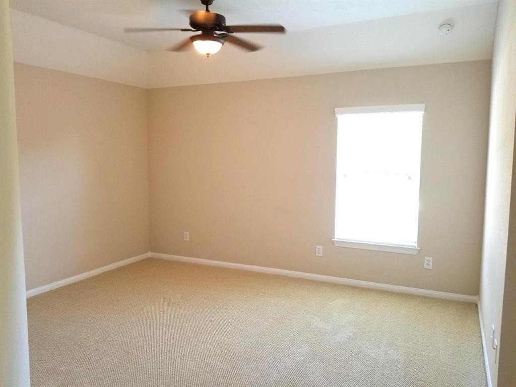 25406 Archdale Court - Photo 23