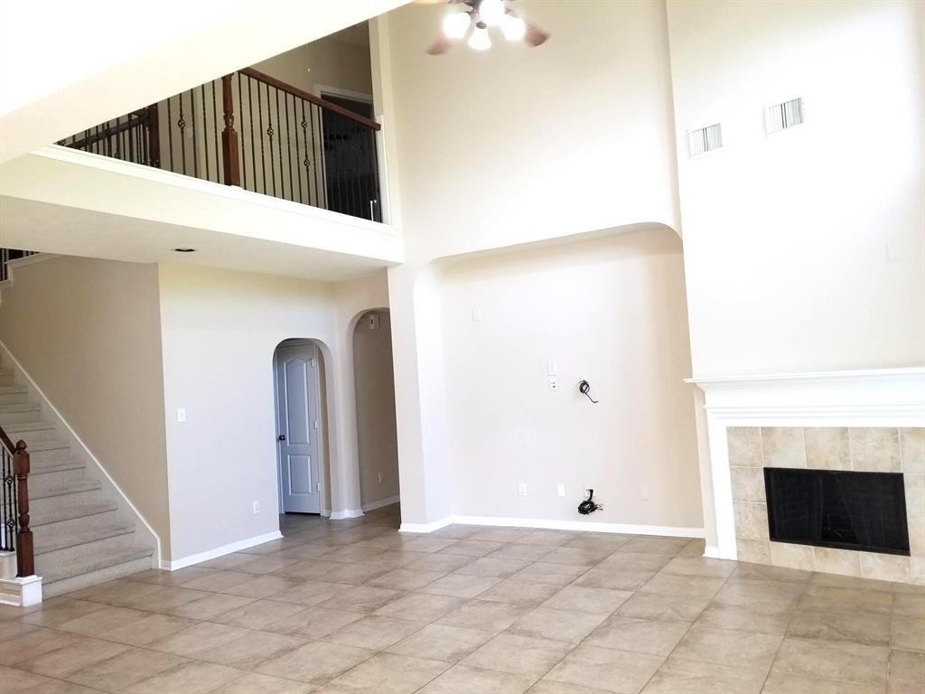25406 Archdale Court - Photo 5