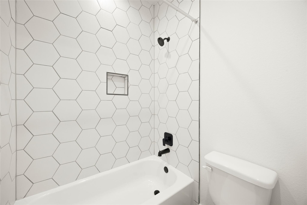 2711 Sunrise Breeze Drive - Photo 22