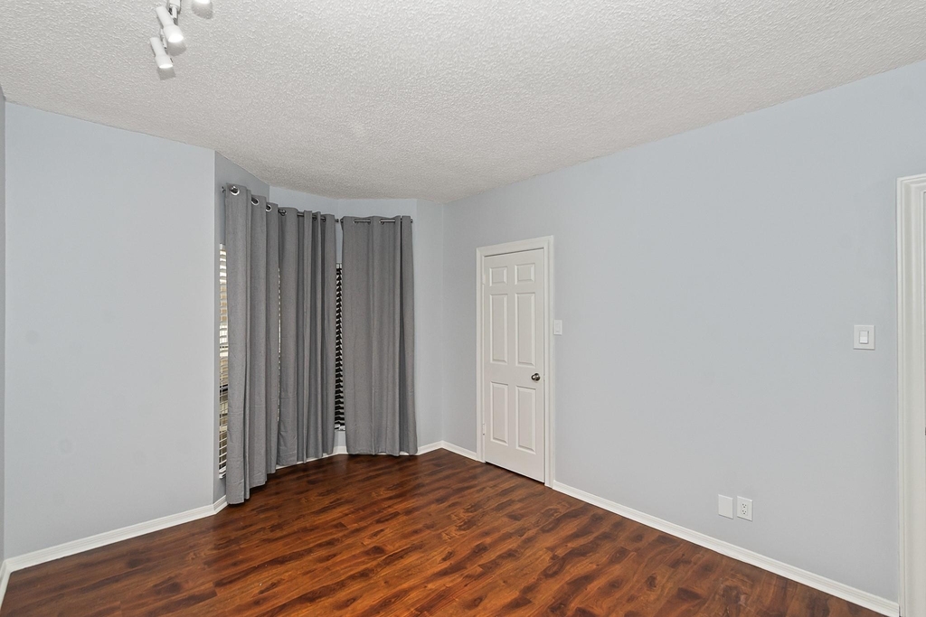 661 Bering Drive - Photo 19