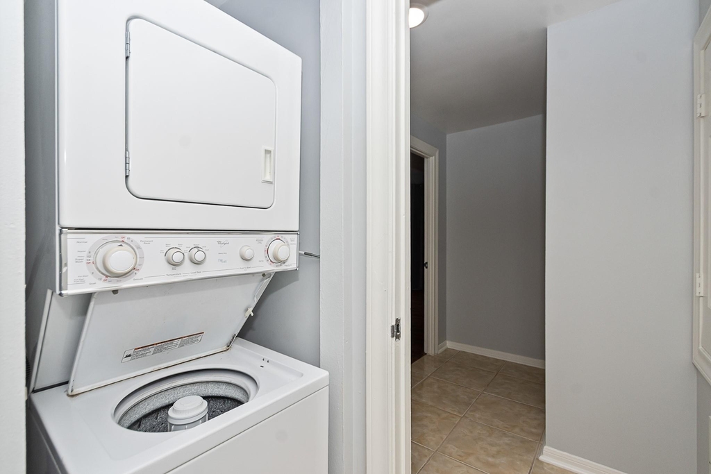 661 Bering Drive - Photo 17