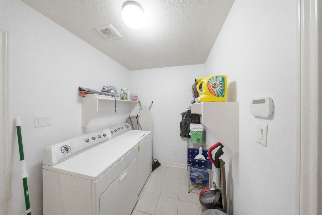 13335 Gardnerville St - Photo 17