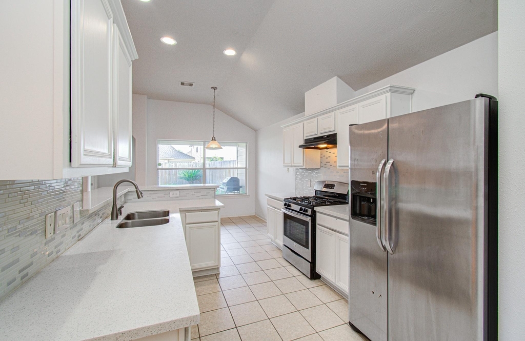 13335 Gardnerville St - Photo 12