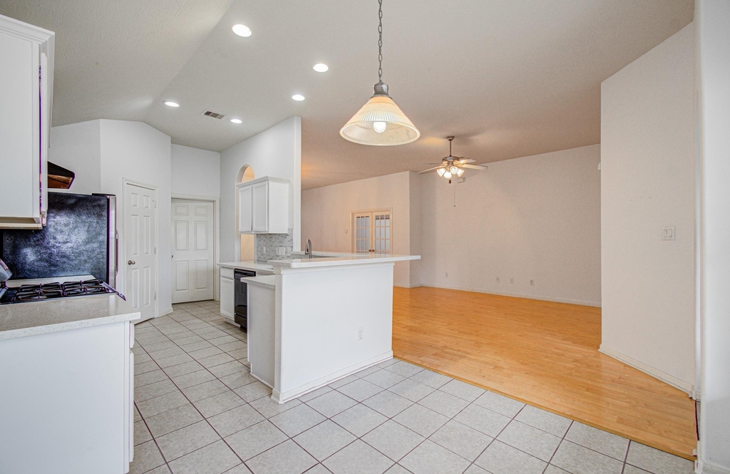 13335 Gardnerville St - Photo 8