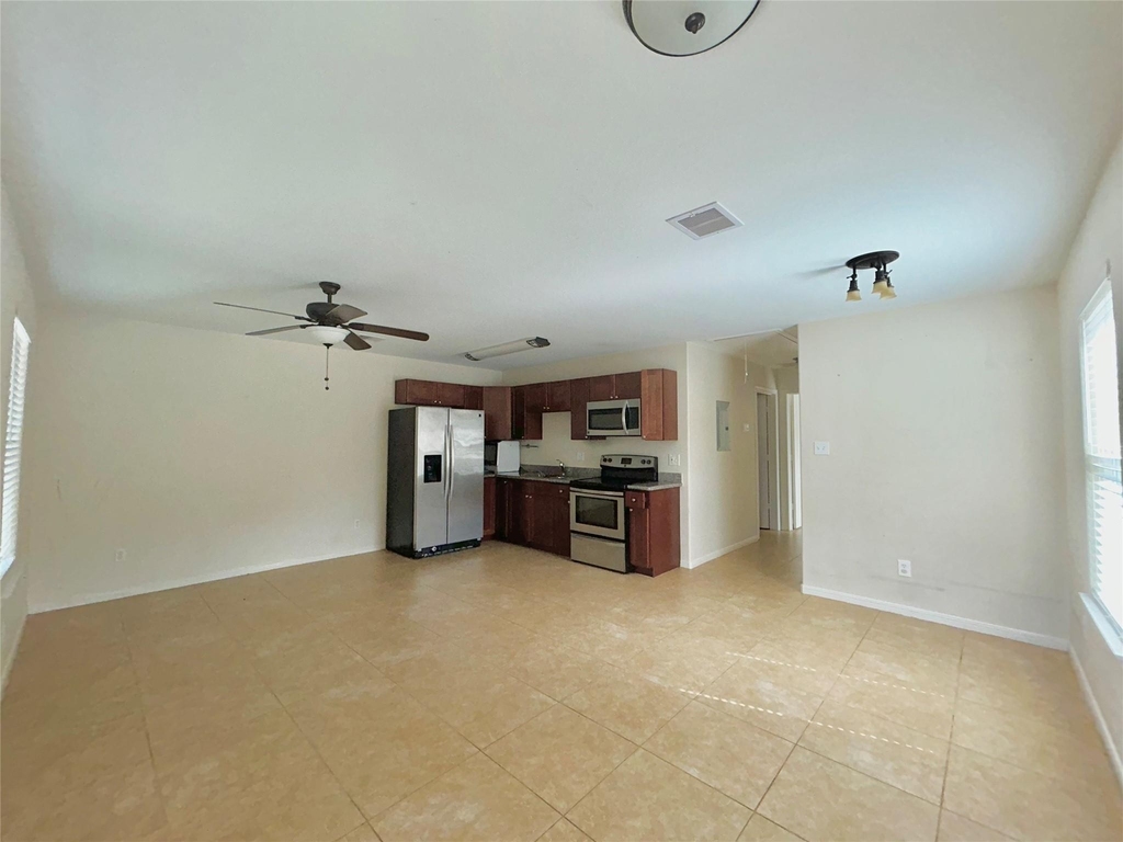 3807 Putnam Drive - Photo 7