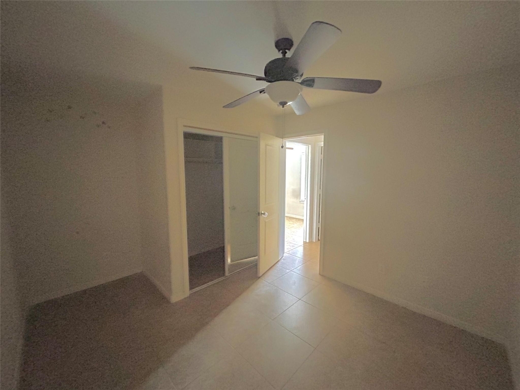 3807 Putnam Drive - Photo 5