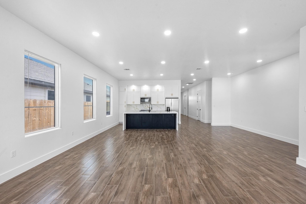 323 Road 5840 - Photo 6