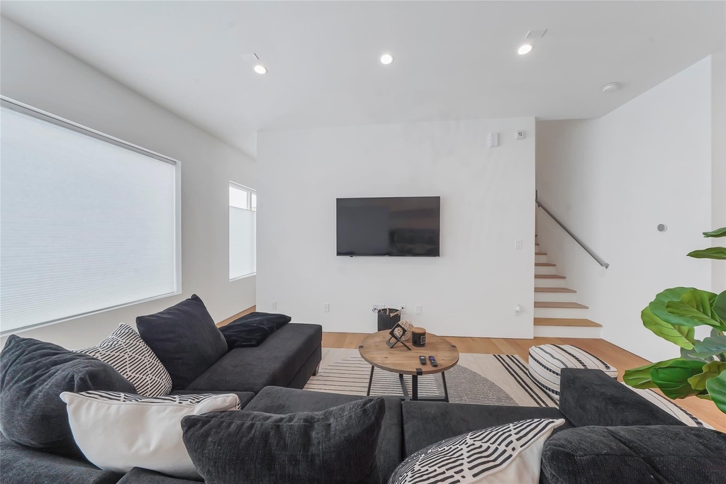 3511 Bell Street - Photo 11