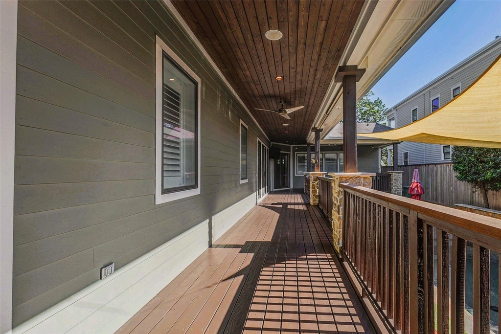 2219 Columbia Street - Photo 43