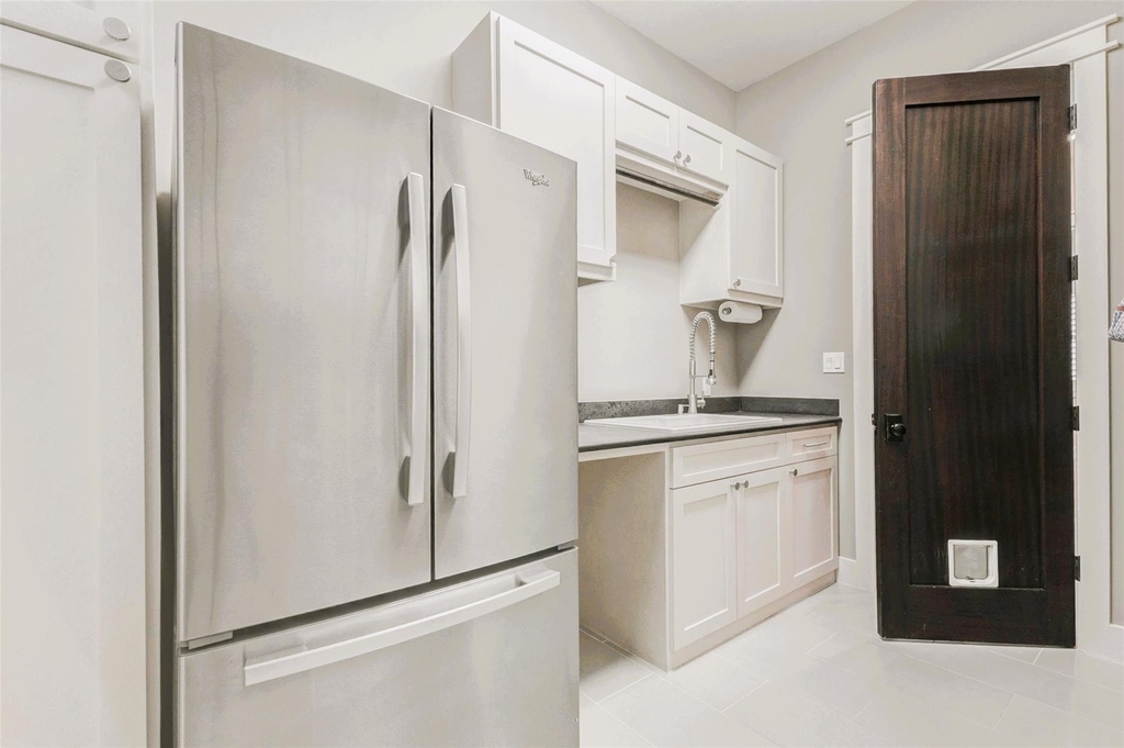 2219 Columbia Street - Photo 31