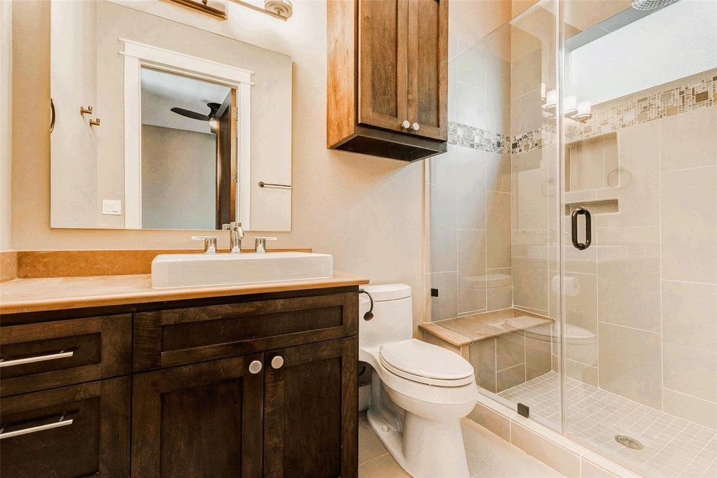 2219 Columbia Street - Photo 20