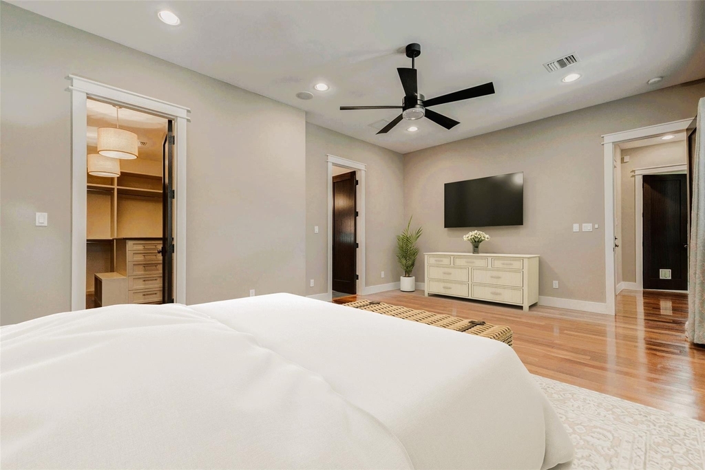 2219 Columbia Street - Photo 22