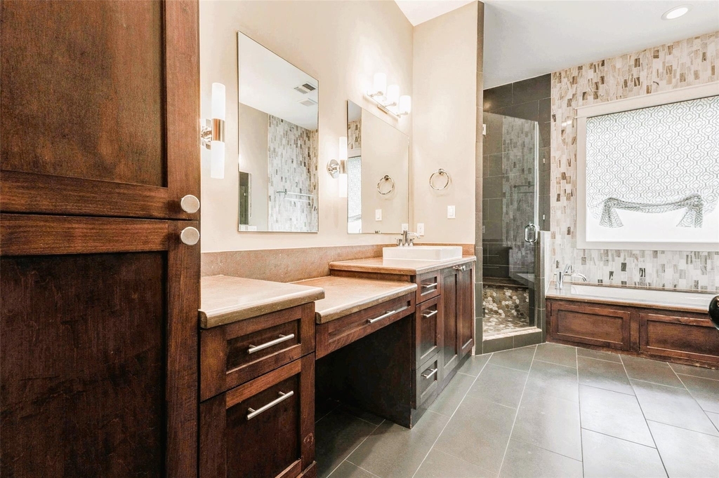 2219 Columbia Street - Photo 26
