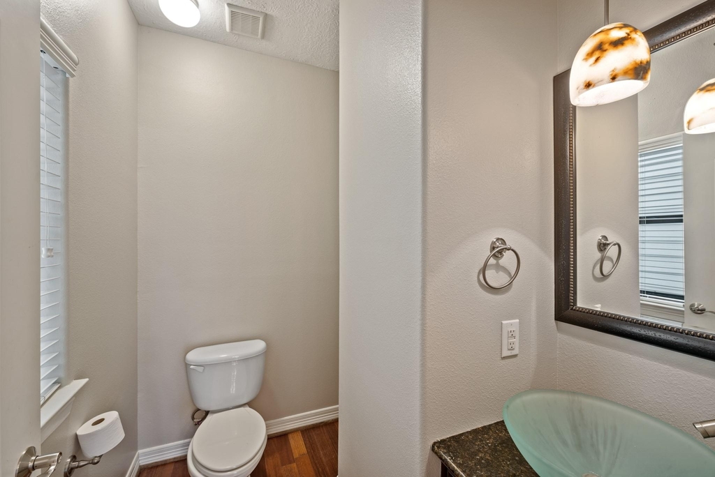 2045 W 14th 1/2 Street - Photo 15