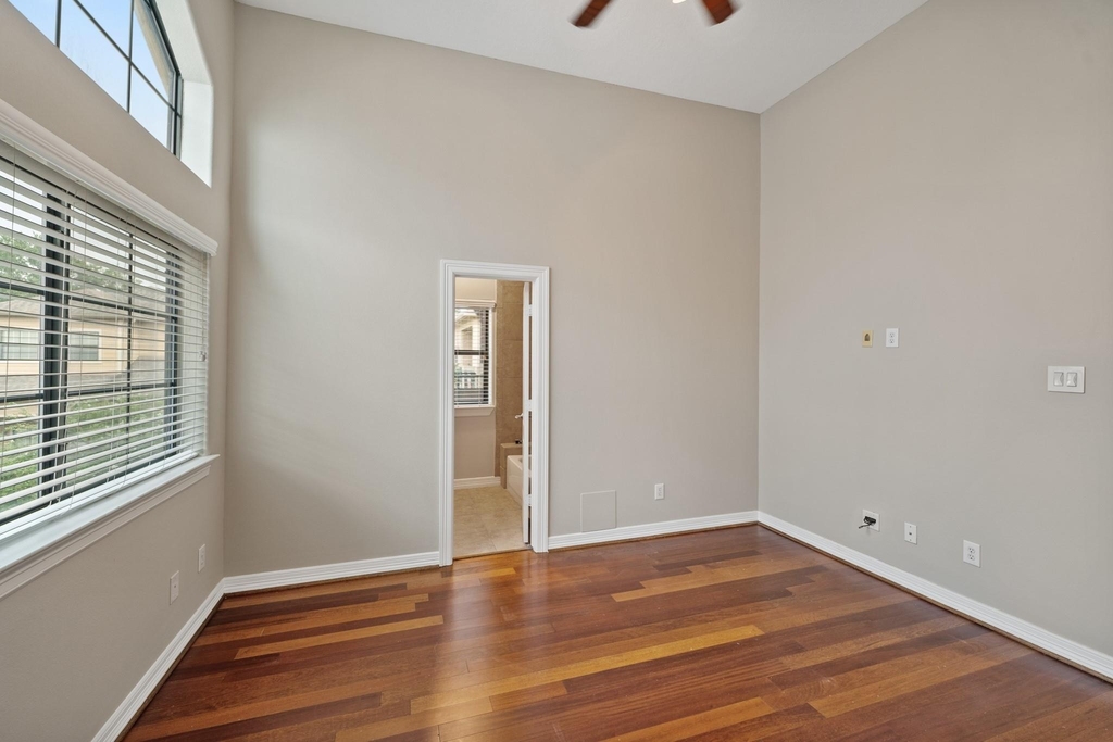 2045 W 14th 1/2 Street - Photo 17