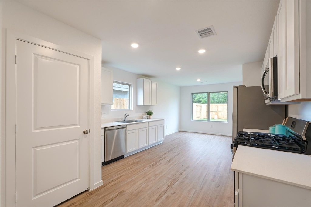 17914 Becker Landing Drive - Photo 14