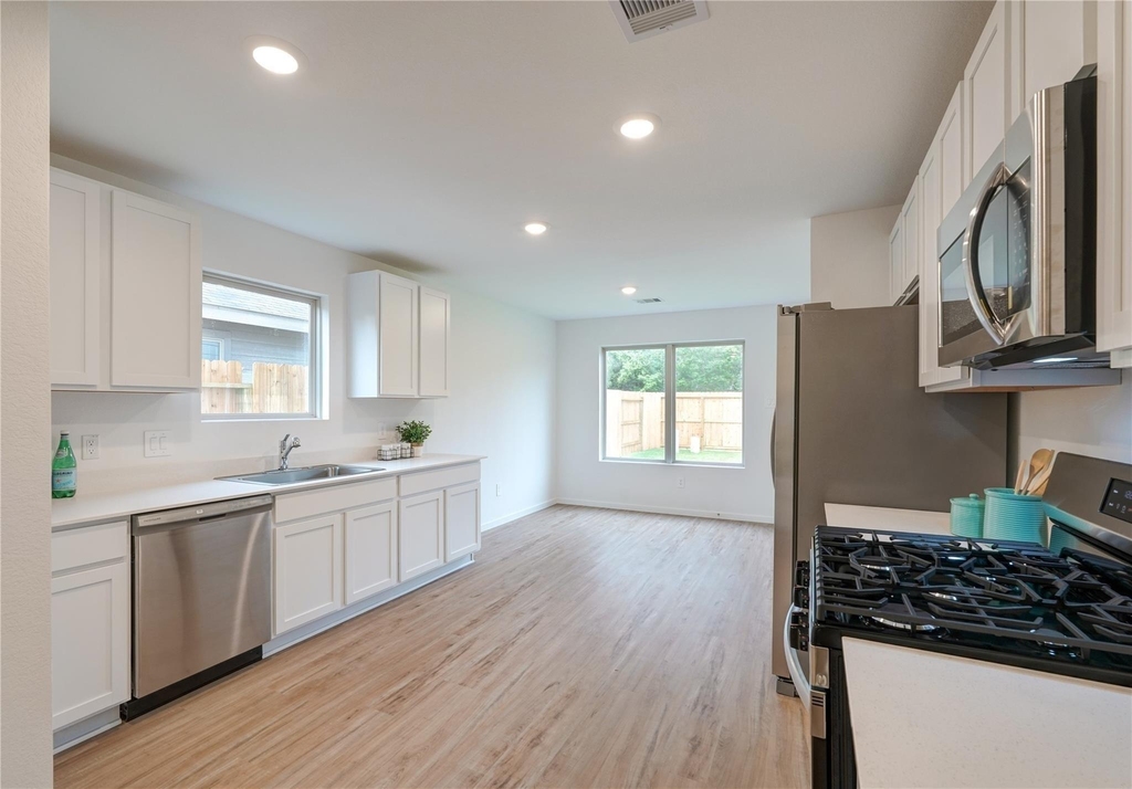 17914 Becker Landing Drive - Photo 13