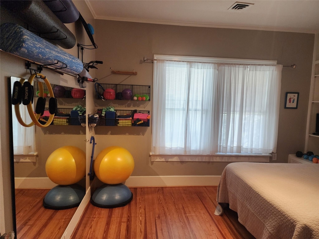 1754 Hawthorne Street - Photo 22