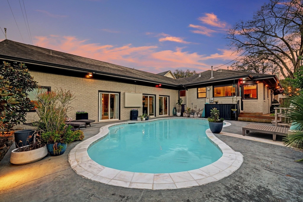 1754 Hawthorne Street - Photo 34
