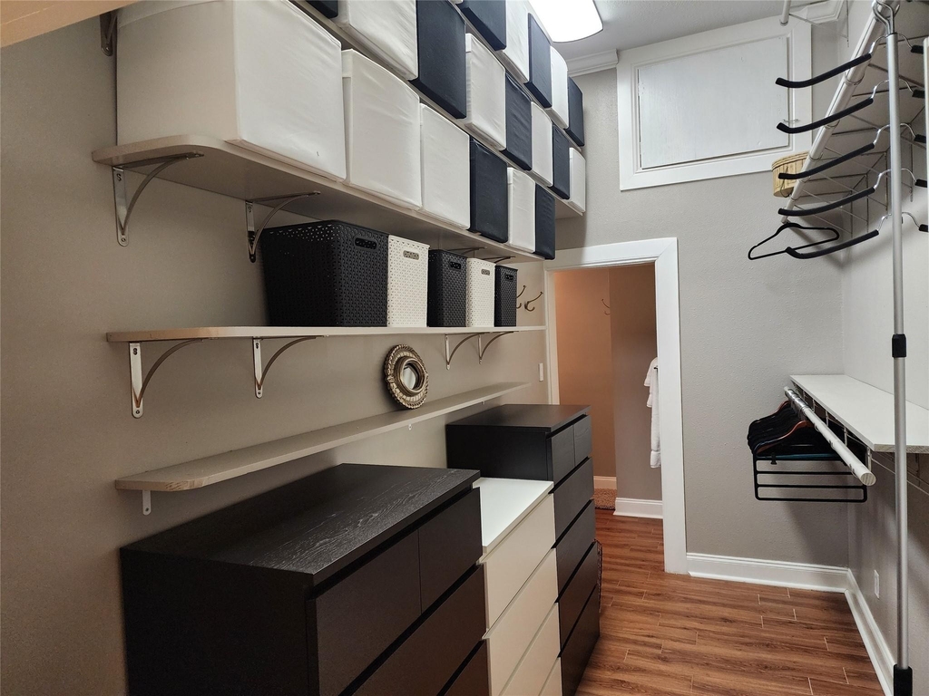 1754 Hawthorne Street - Photo 19
