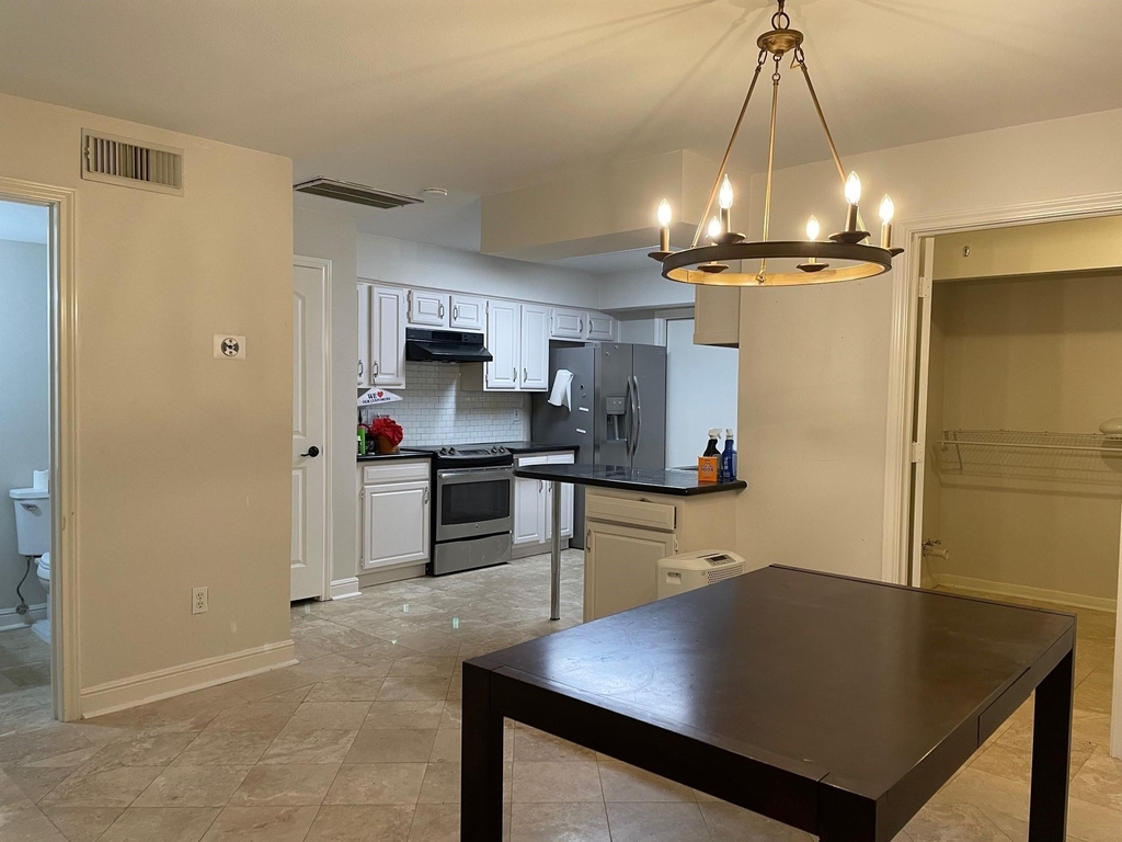 4502 Dickson Street - Photo 3