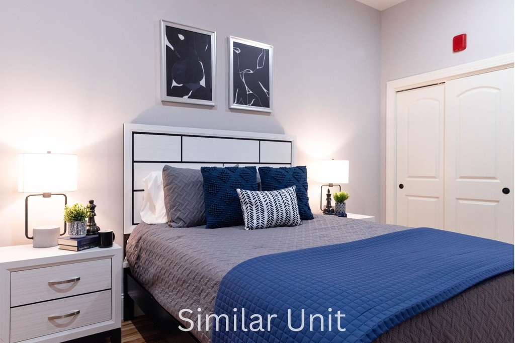 250 Commercial - Photo 9