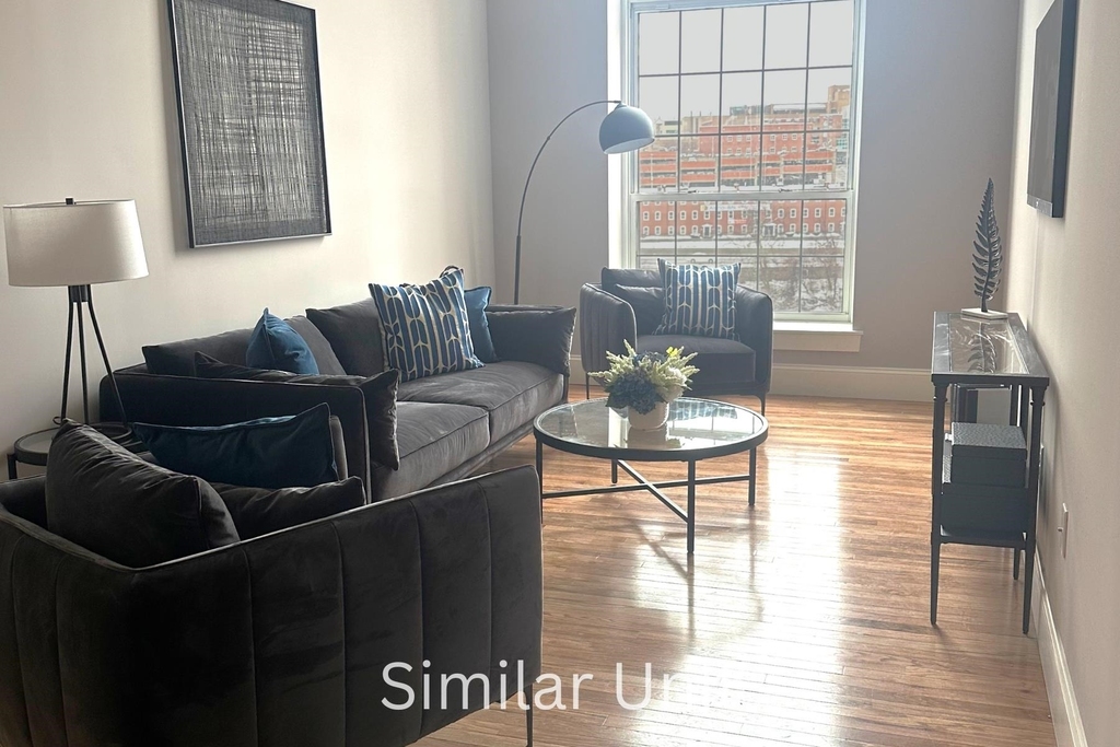 250 Commercial - Photo 14