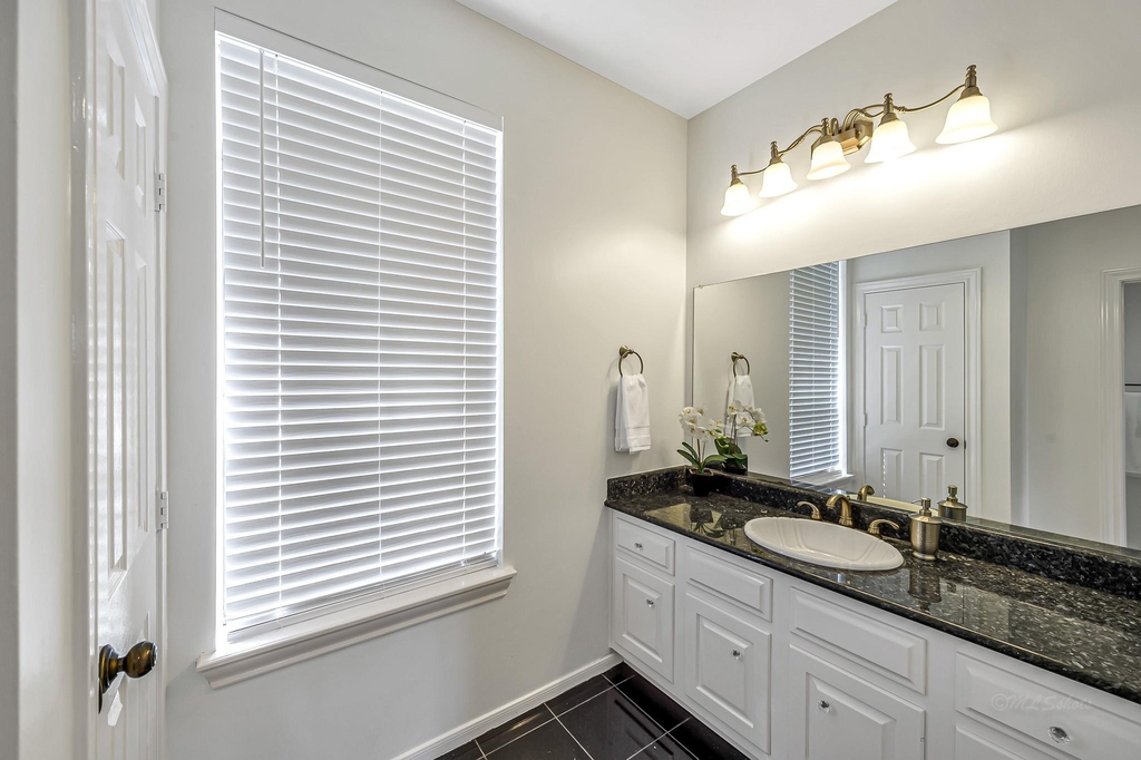 21410 Ganton Drive - Photo 32