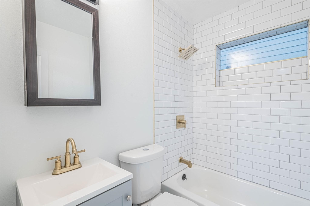 2303 Rosewood Street - Photo 12