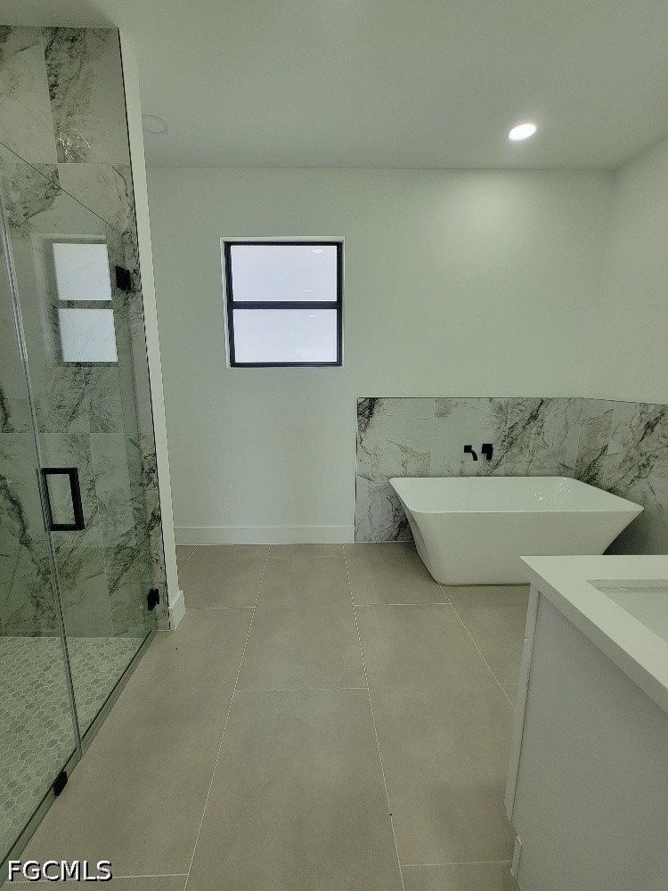 708 Godwid Avenue S - Photo 17