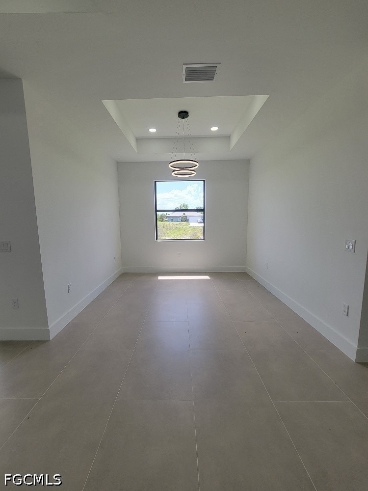 708 Godwid Avenue S - Photo 4