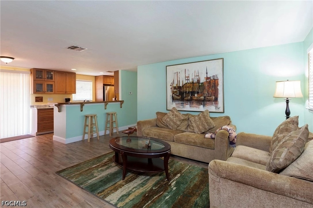 11093 Kelly Road - Photo 5